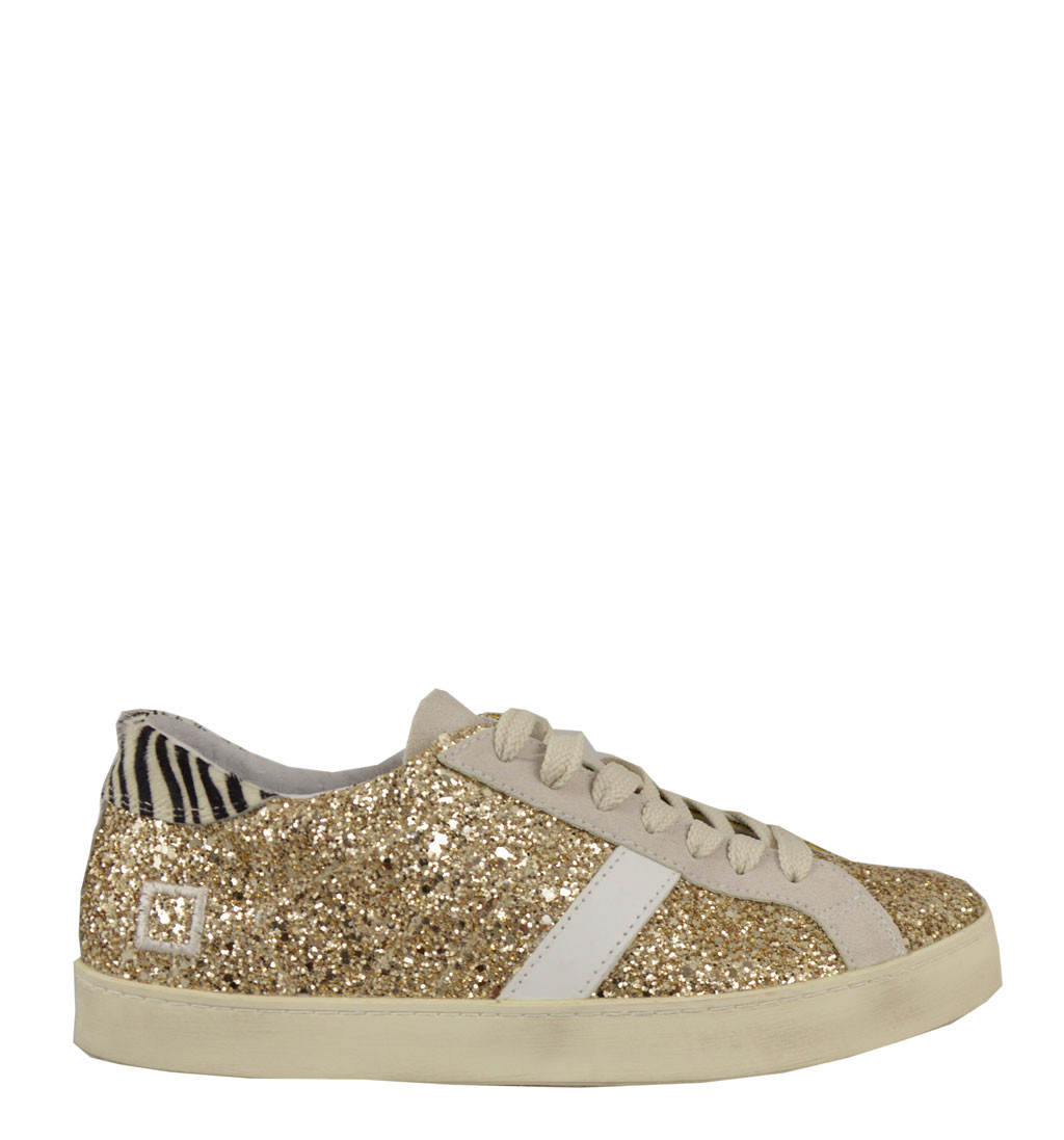 Sneaker bassa in pelle rivestita da glitter oro con inserto in