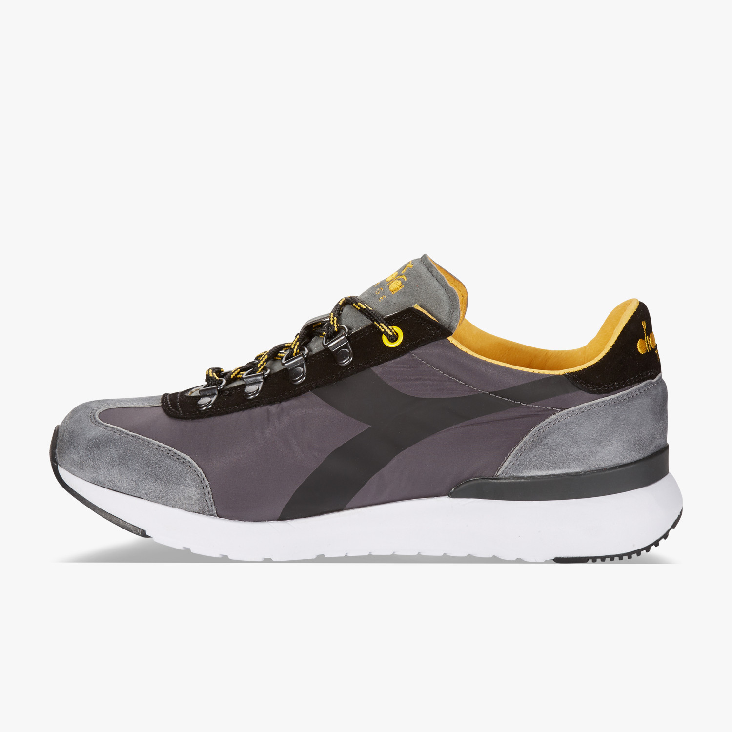 diadora trident 90 s
