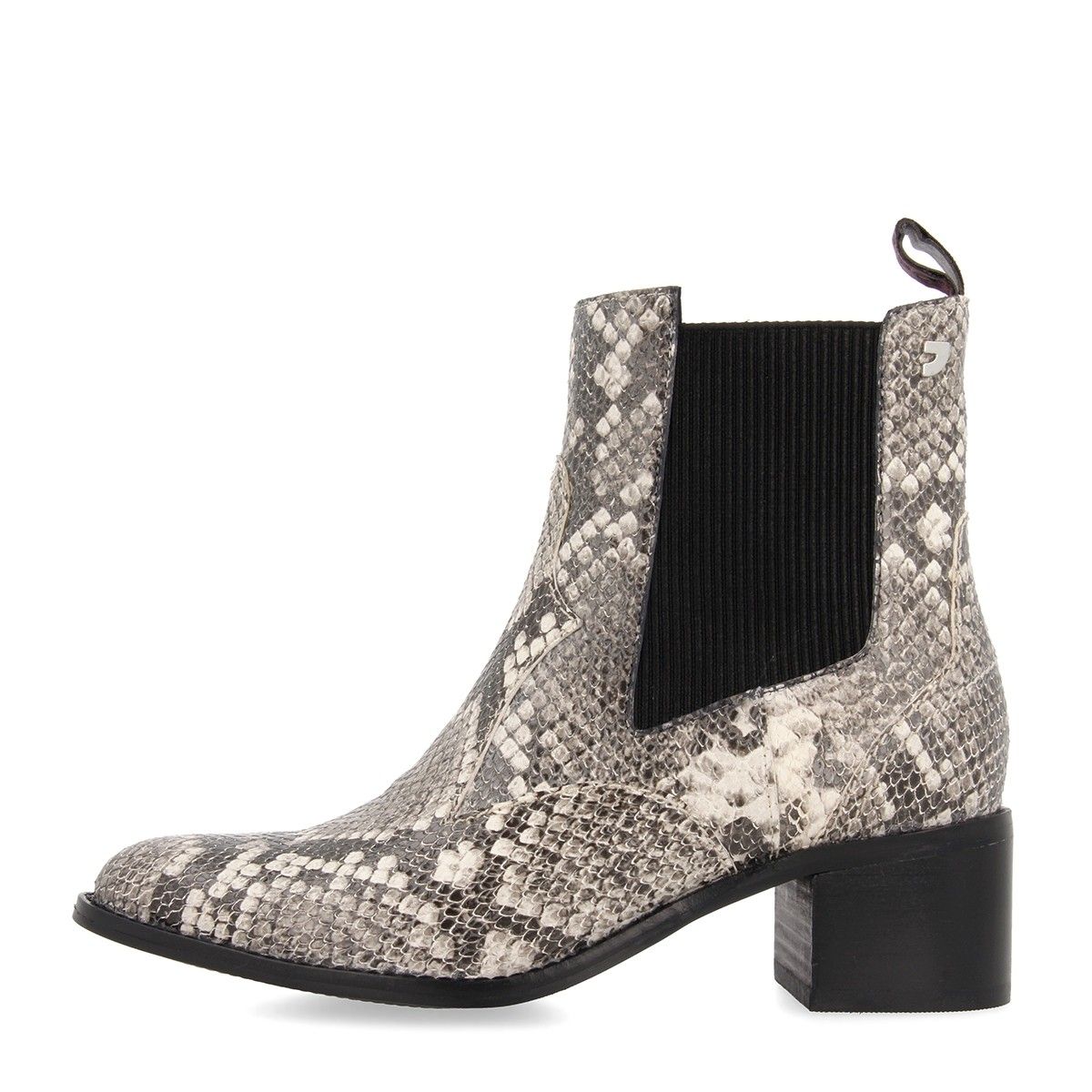 gioseppo chelsea boots