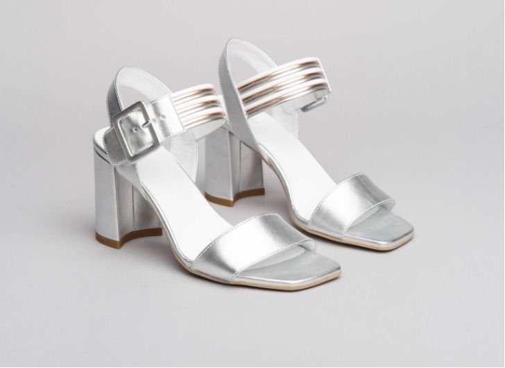 nero giardini sandali argento