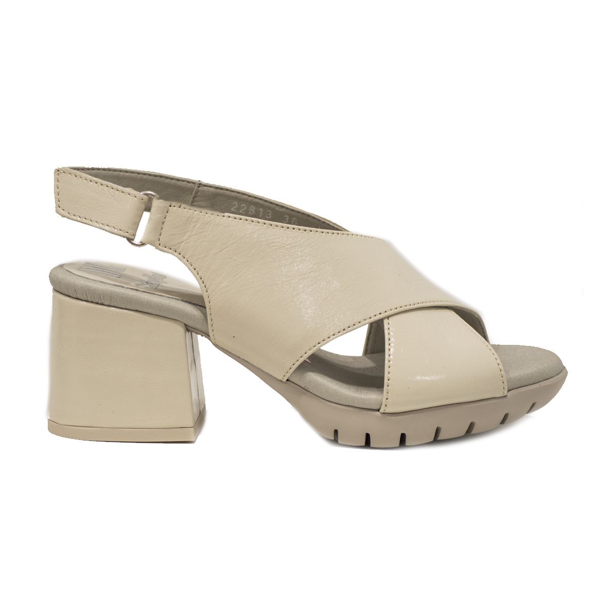 Acquisto \u003ecallaghan sandali 2021 Grande vendita - OFF 76%
