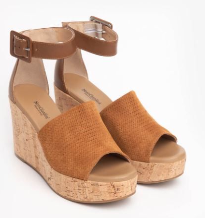 Yemisa wedge deals
