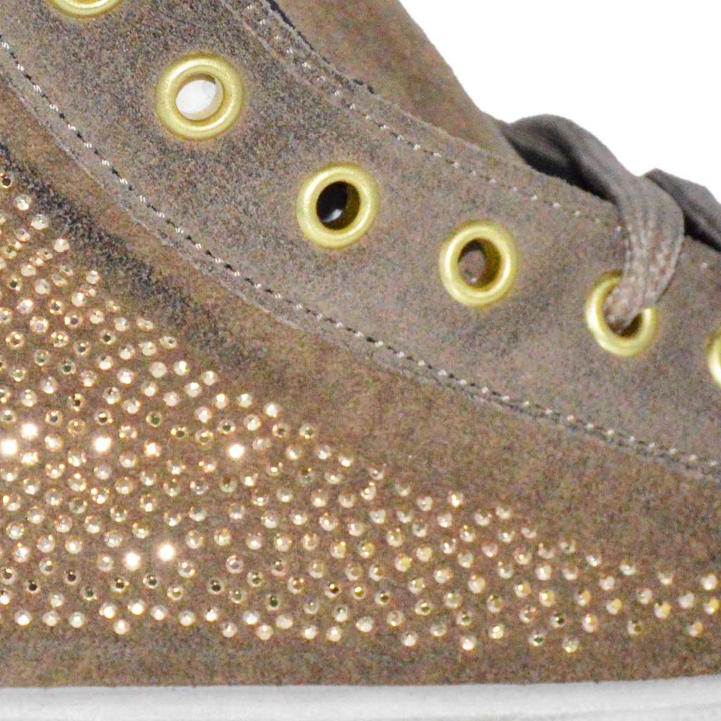 Happiness scarpe store