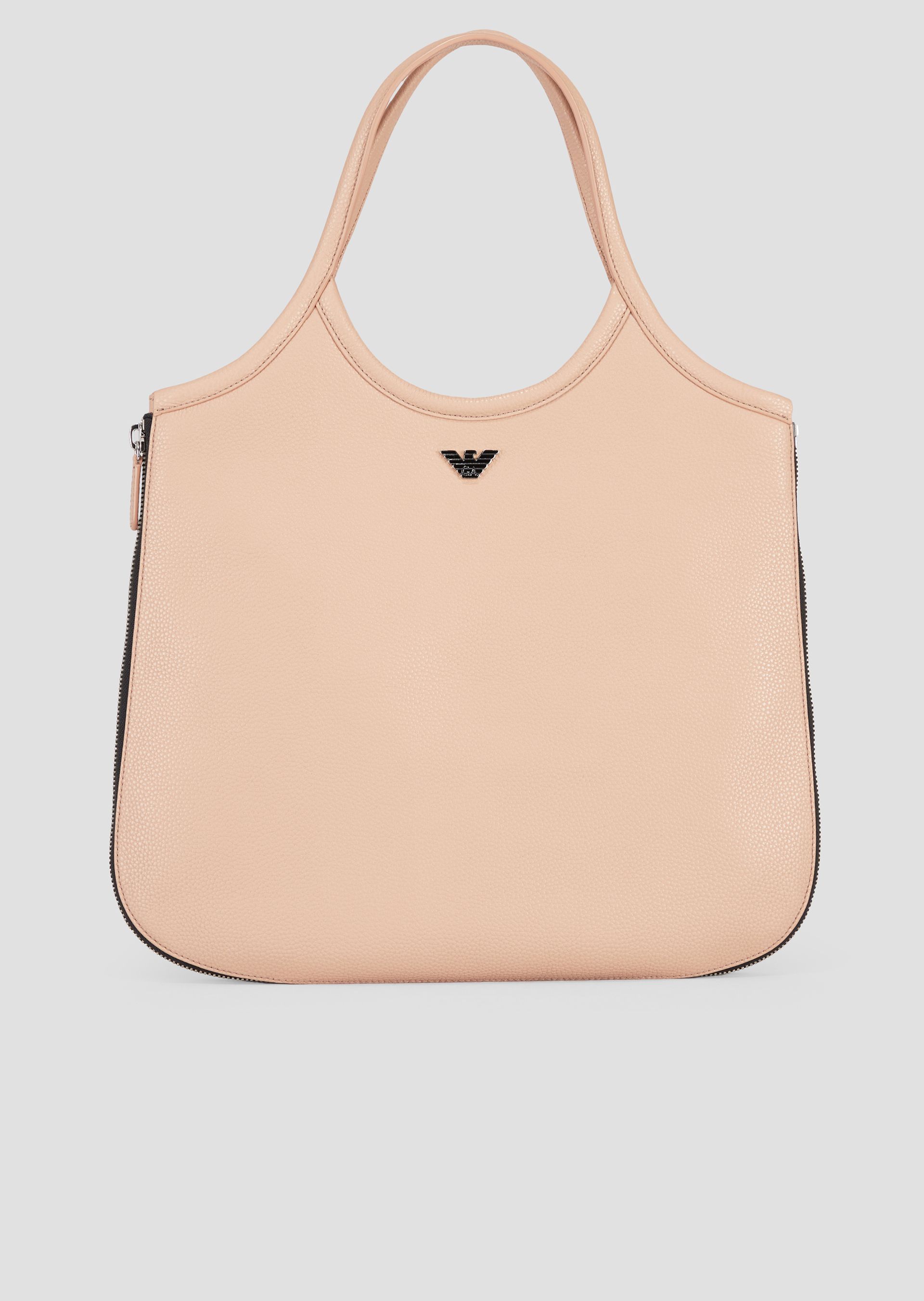 Emporio Armani borsa Hobo Y3E139 YEU1E80086 Un design che si rinnova nelle linee e nei dettagli