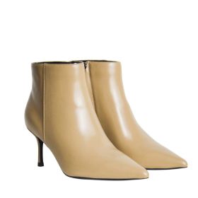 CHICONIC ANKLE BOOTS