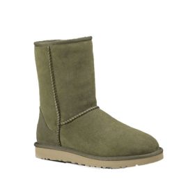 UGG CLASSIC SHORT BOOTS