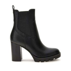 GUESS ANKLE BOOTS