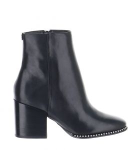 GUESS ANKLE BOOTS