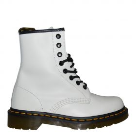 DR. MARTENS LACE UP