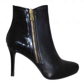 SANDRA ANKLE BOOTS