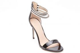 retro GUESS KATHY SANDALS 