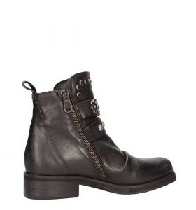 JULIE DEE ANKLE BOOTS