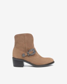 NEROGIARDINI ANKLE BOOTS