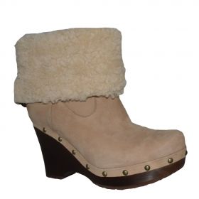 retro UGG CARNEGIE  BOOTS