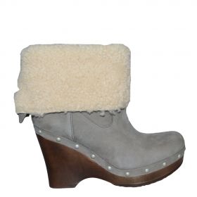 UGG CARNEGIE  BOOTS